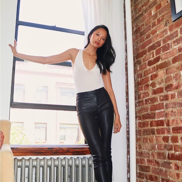 Free People Tops - Free People V neck ribbed white bodysuit